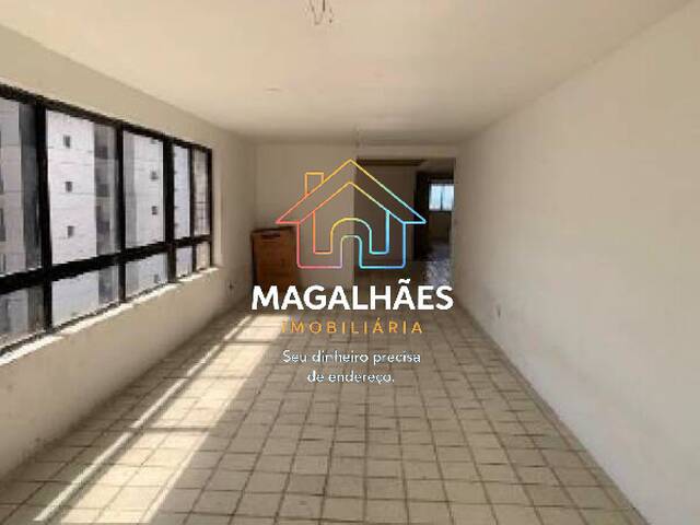 Apartamento Usado para Venda em Recife - 2