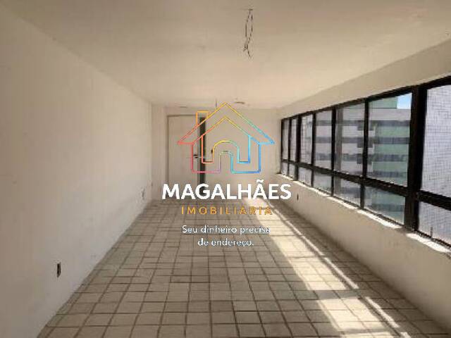 Apartamento Usado para Venda em Recife - 3