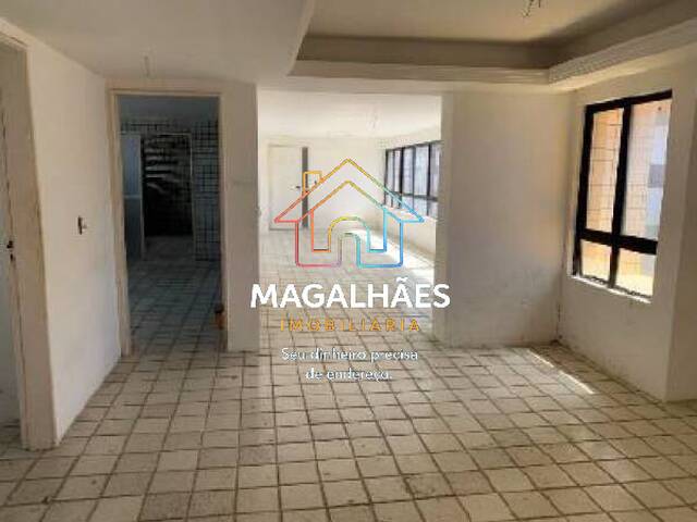 Apartamento Usado para Venda em Recife - 5