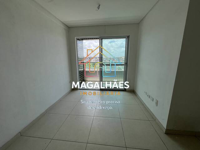 Apartamento Usado para Venda em Recife - 3