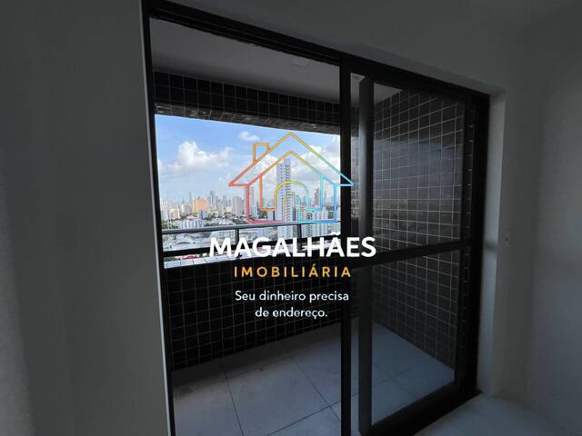 Apartamento Usado para Venda em Recife - 3