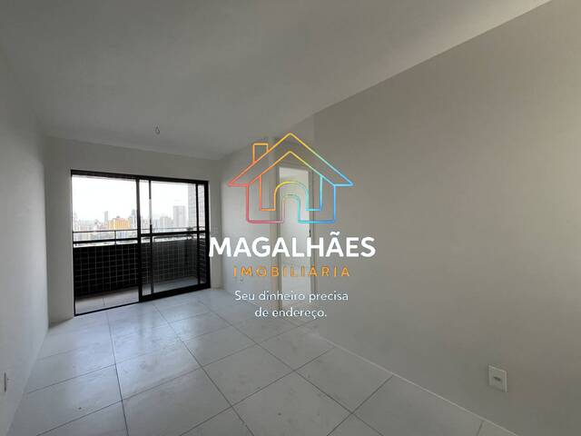 Apartamento Usado para Venda em Recife - 2