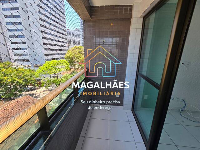 Apartamento Usado para Venda em Recife - 2